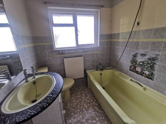 Rothesay Road bathroom comparison - before renovation